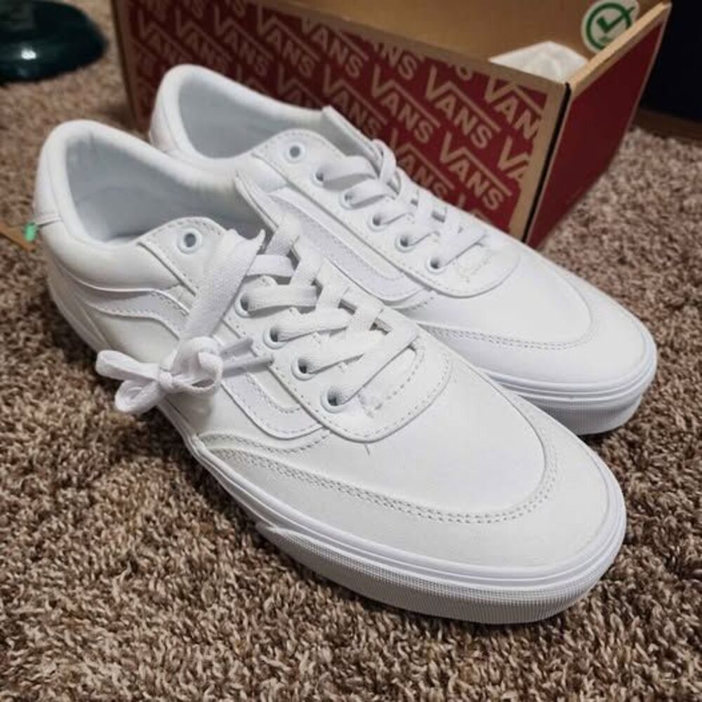 Vans Ward All White Sneakers size 11